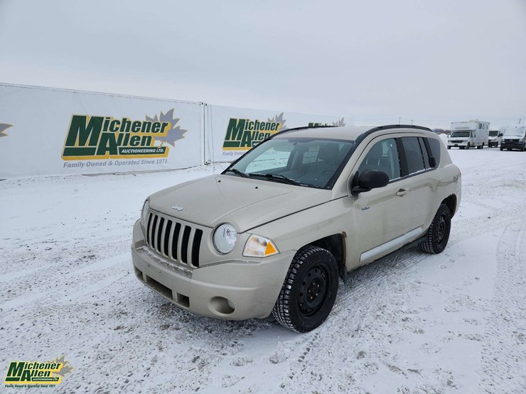 2010-jeep-compass-image-1