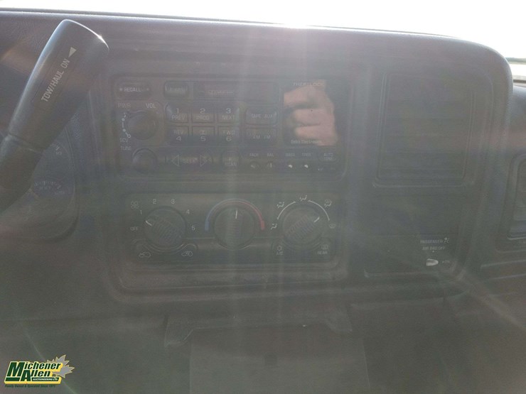 1999-chevrolet-silverado-1500-image-11