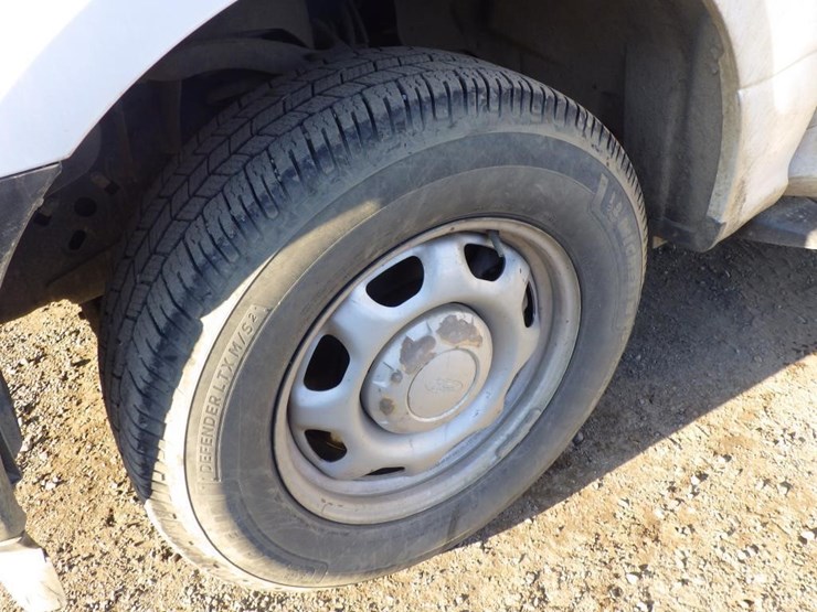 2020-ford-f150-image-11