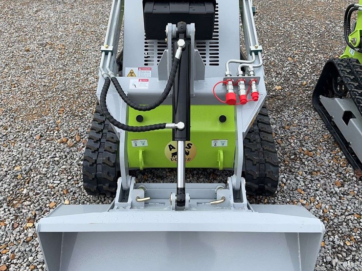 unused-mini-skid-steer-loader-image-2