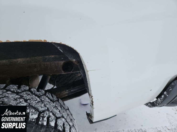 2018-chevrolet-silverado-2500hd-image-33