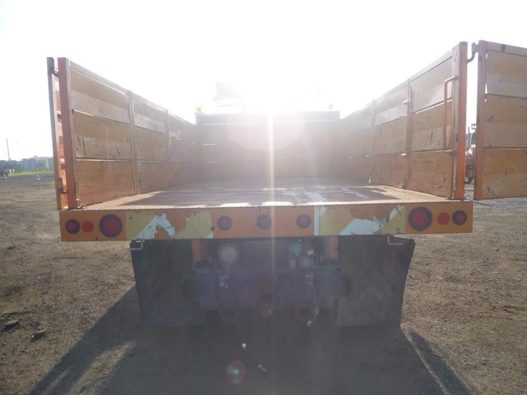 2001-international-4900-image-23