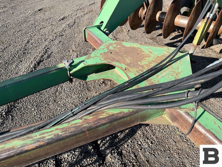 john-deere-650-image-12