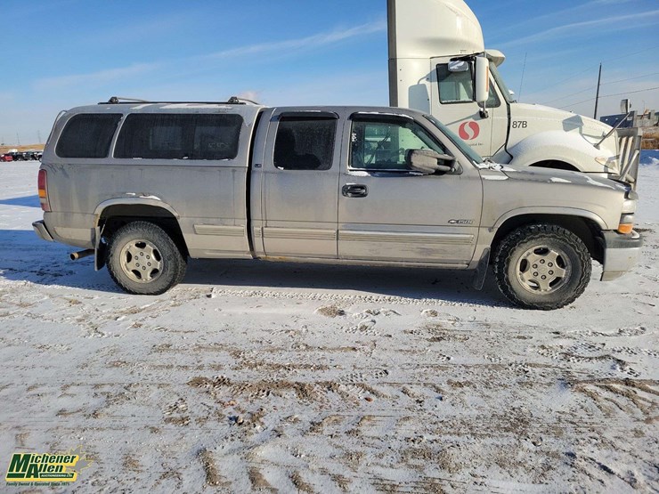 1999-chevrolet-silverado-1500-image-4
