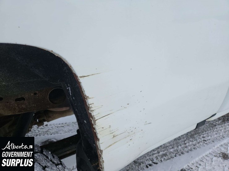 2018-chevrolet-silverado-2500hd-image-35