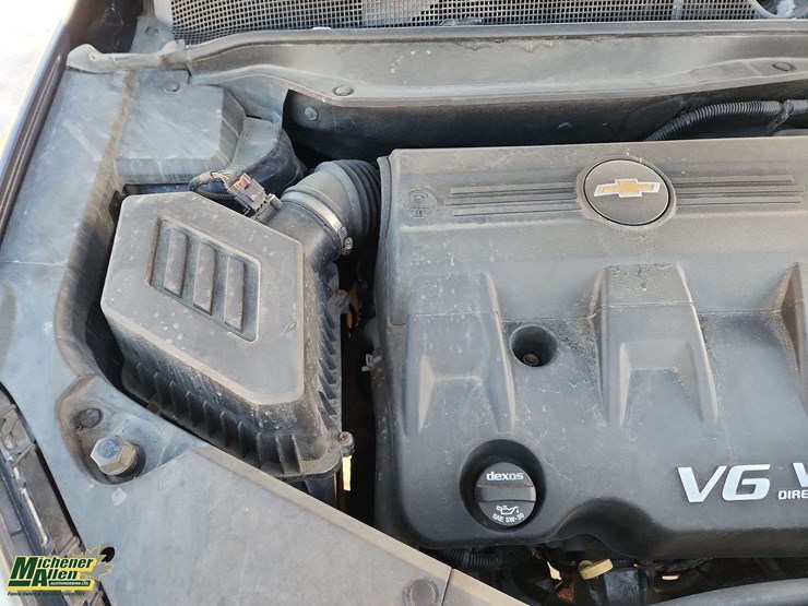 2017-chevrolet-equinox-lt-image-29