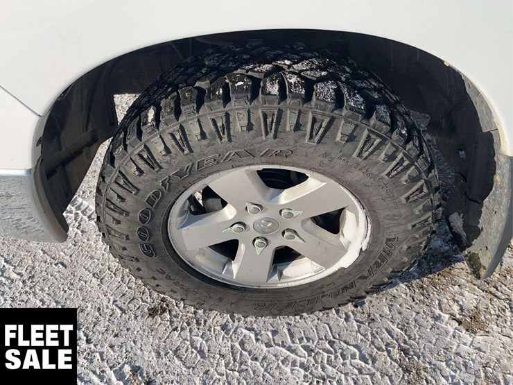 2011-ram-1500-lone-star-image-10