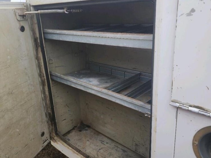 2011-chevrolet-silverado-2500-image-10