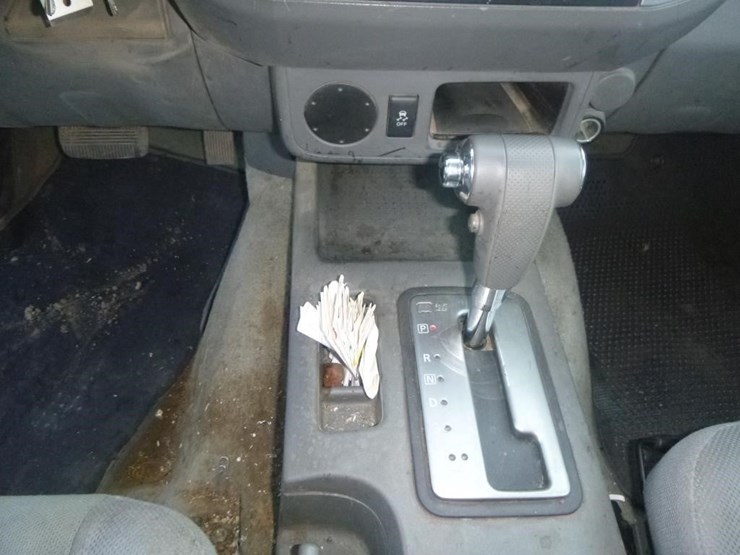 2016-nissan-frontier-image-11