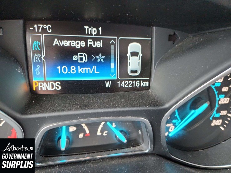 2013-ford-escape-se-image-24