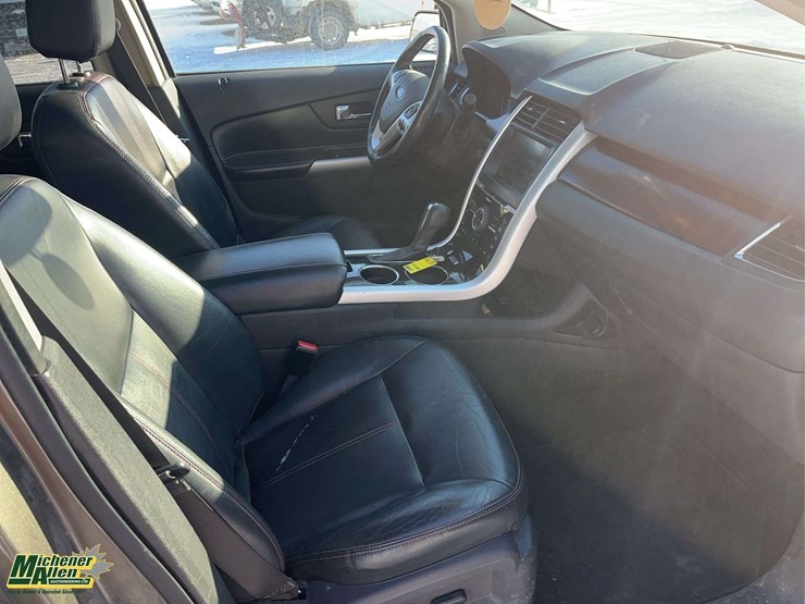 2012-ford-edge-image-18
