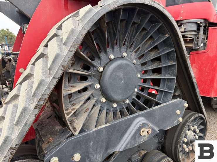 2014-case-ih-steiger-370-rowtrac-image-47