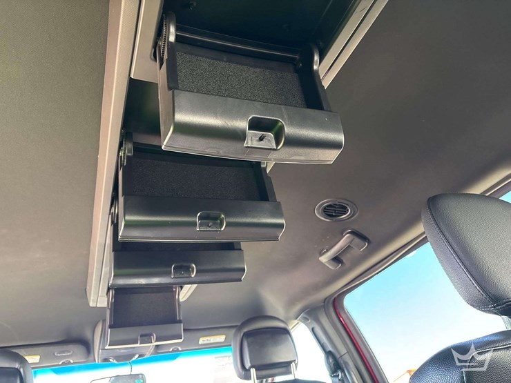 2017-dodge-grand-caravan-image-21