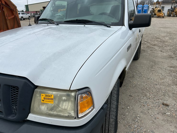 2005-ford-ranger-image-2