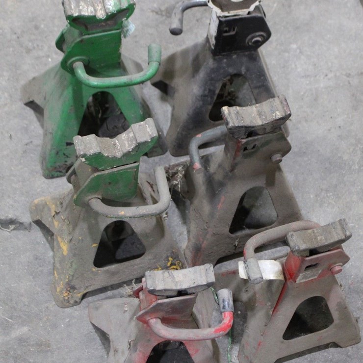 Six Jack Stands