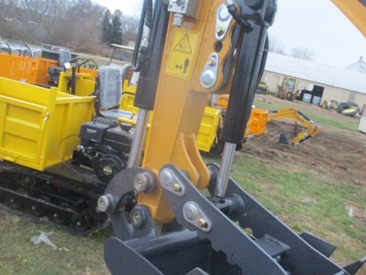 #6567-•-sdle20-yanmar-diesel-mini-excavator-image-10