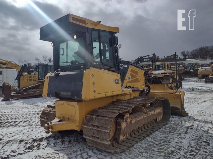 2022-deere-700l-lgp-image-46