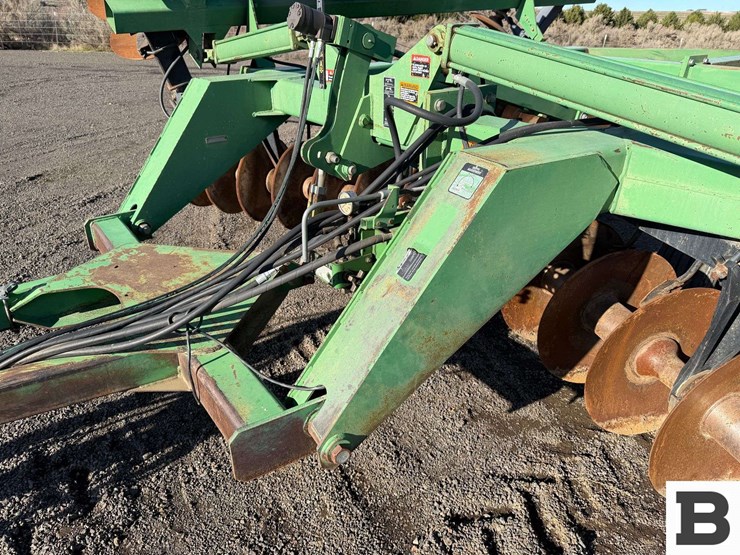 john-deere-650-image-14