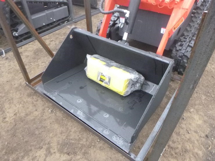 2025-agt-ysrt14-skid-steer-track-loader-image-7