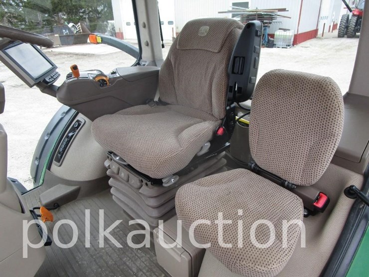 2014-john-deere-8295r-image-18