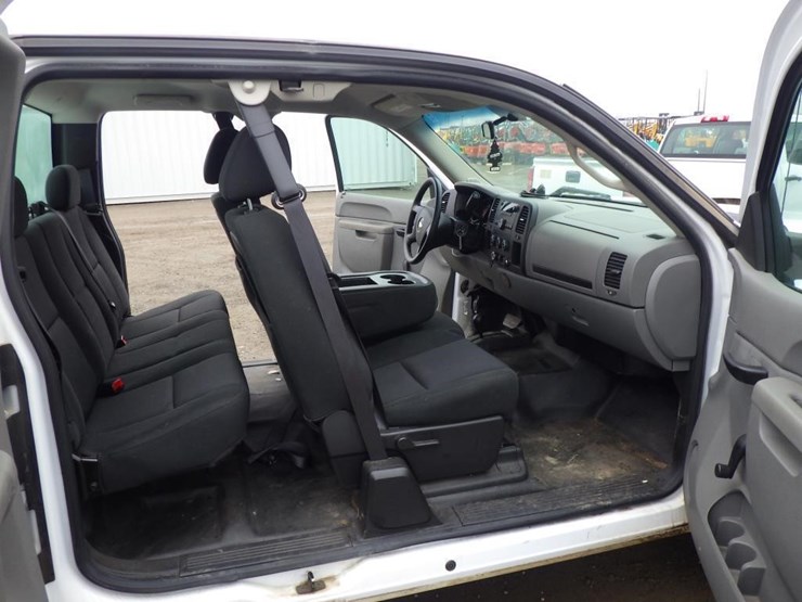 2013-chevrolet-1500-image-7