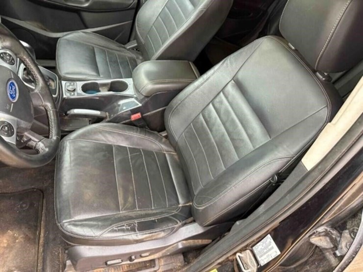 2014-ford-escape-image-26