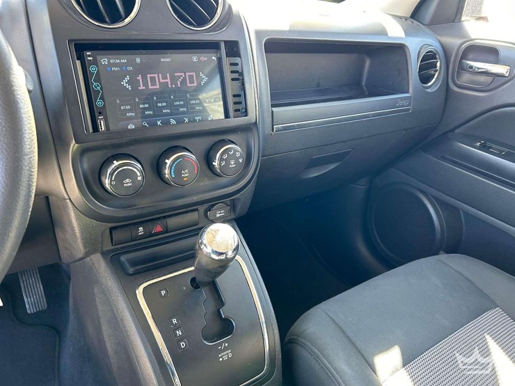 2012-jeep-patriot-image-18