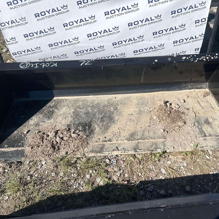 2025 Swict 78in. Bucket Skid Steer Attachment