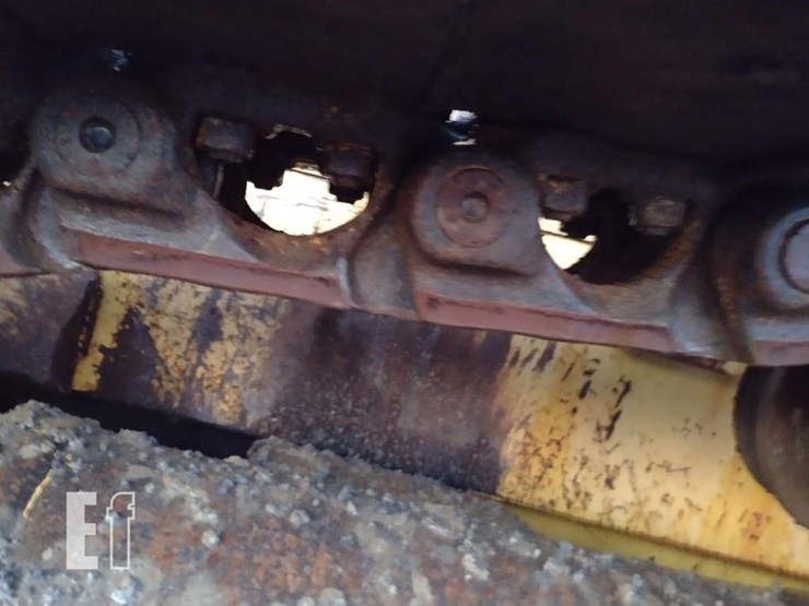 2004-komatsu-d65ex-15-image-26