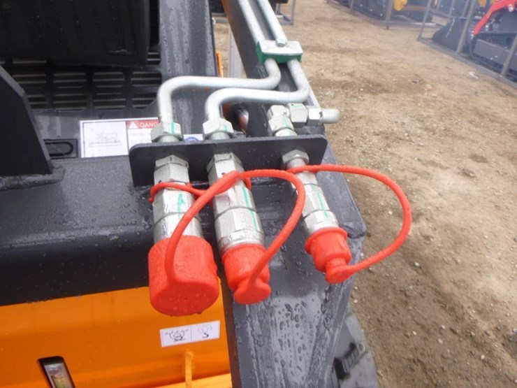 aboss-gh380-skid-steer-track-loader-image-10