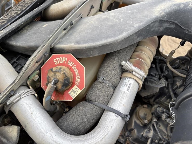 2018-case-580sn-image-55