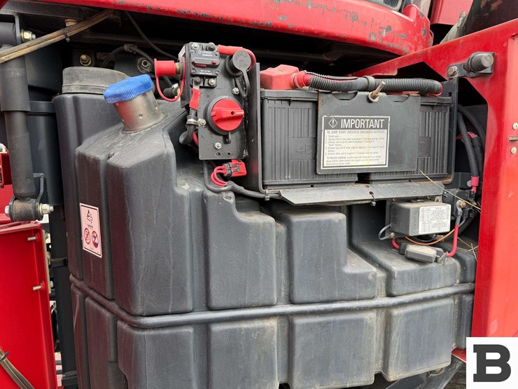 2012-case-ih-600-image-63