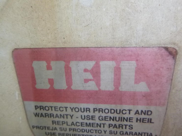 2010-international-durastar-4300-image-5