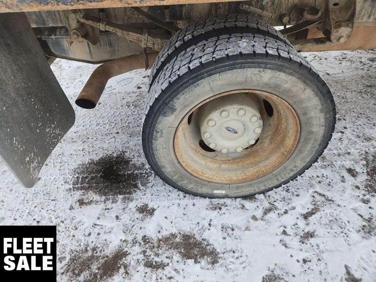 2013-ford-f450-image-12