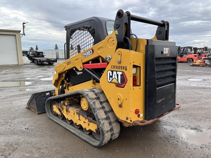 2021-caterpillar-259d3-image-4