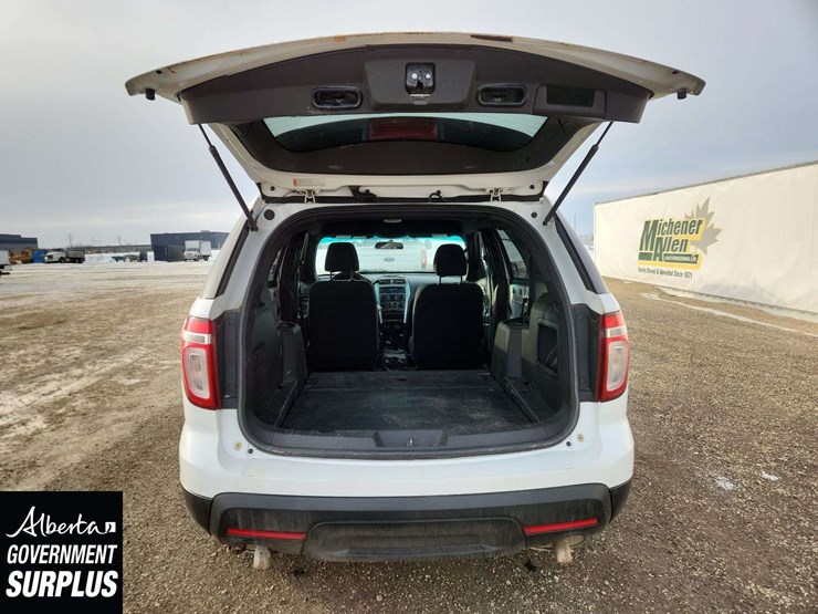 2013-ford-explorer-image-16