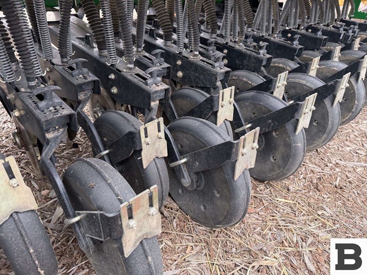 2000-great-plains-2000-4006-image-35