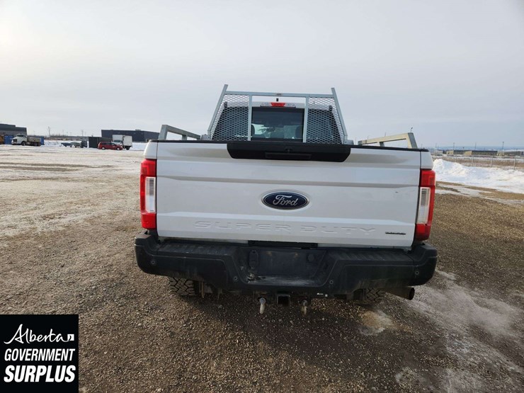 2018-ford-f250-image-7