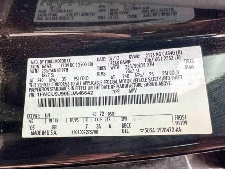 2014-ford-escape-image-32