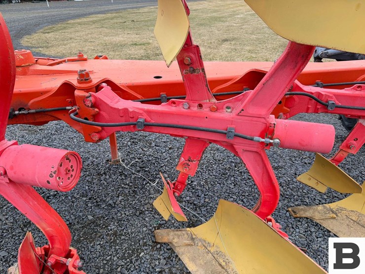 2005-kuhn-vm180-roll-over-plow---eltopia,-wa-image-20