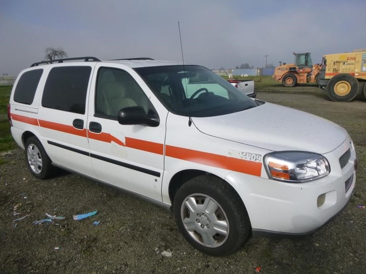 2007-chevrolet-uplander-image-2