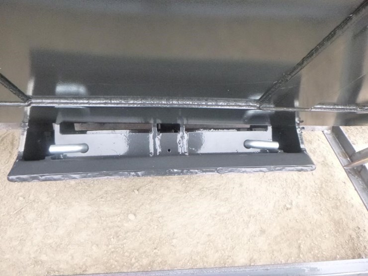 2025-agt-sda-140t-skid-steer-track-loader-image-10