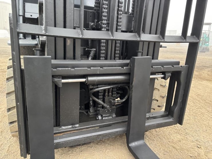 2008-toyota-8fgcu20-image-11