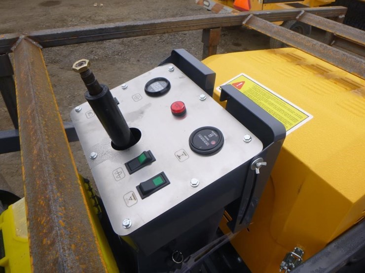 sdlool-sl1000-tandem-vibratory-roller-image-17