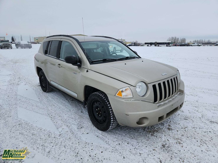 2010-jeep-compass-image-2