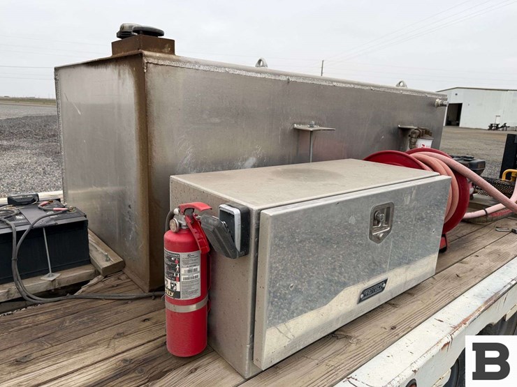 custom-flatbed-image-18