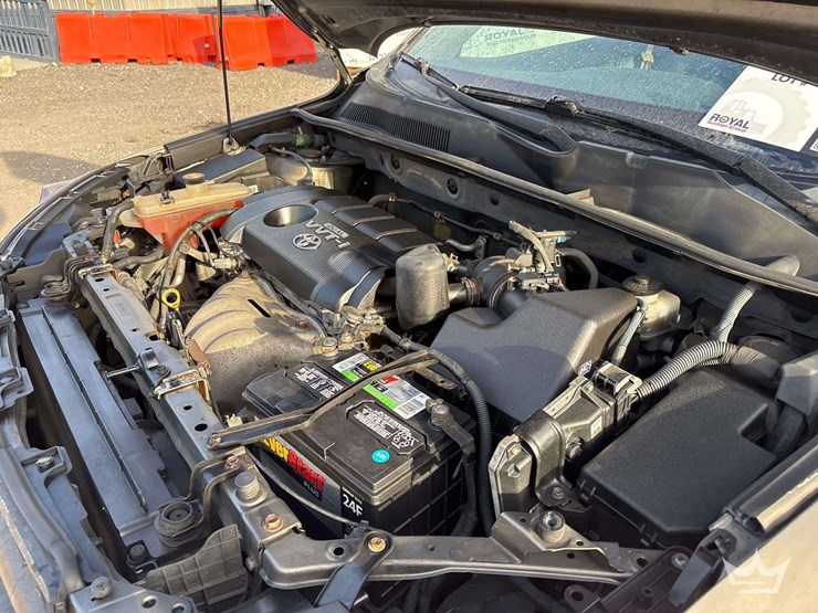 2010-toyota-rav4-image-9