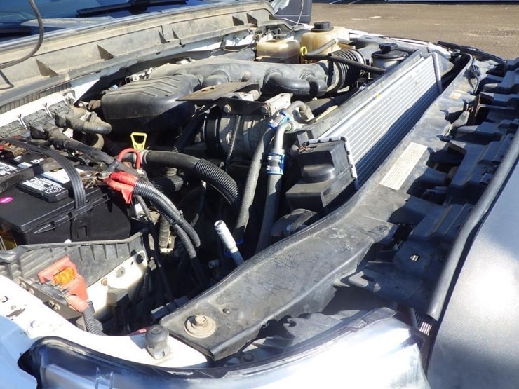 2012-ford-f550-image-17