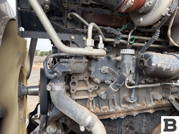 2014-case-ih-steiger-370-rowtrac-image-72