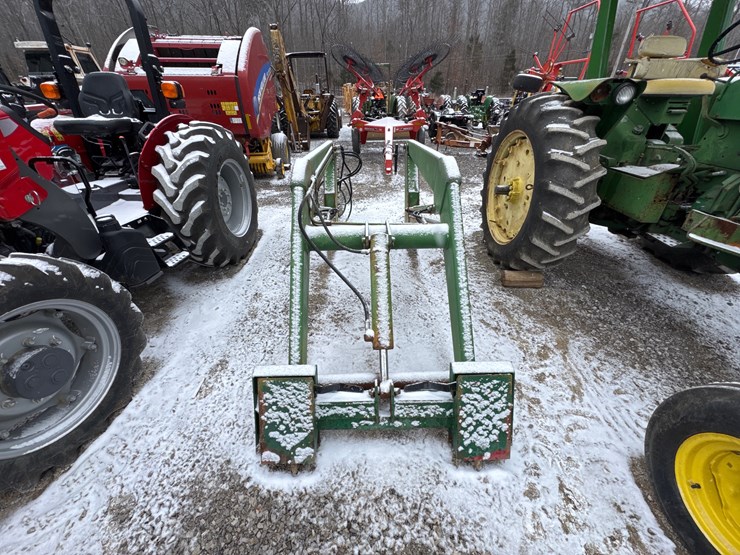 john-deere-3020-image-1